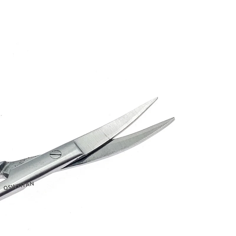 กรรไกรเวฟ QSWTITAN สำหรับผ่าตัดจมูก ตัดกระดูกจมูก ทำคิ้ว ทำตา  ทำจากสแตนเลส