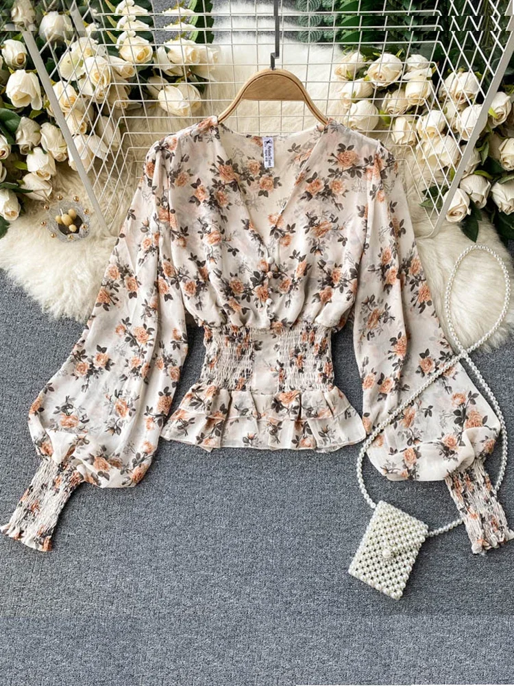 Spring New Chiffon Blouse Female Sweet Wood Ears Waist and Thin Blusa Temperament V-neck Slim Short Puff Sleeve Shirt Tops C275