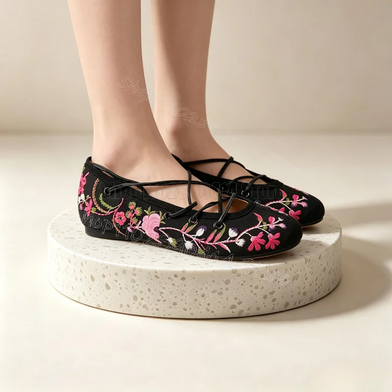 Floral Embroidery Black Round Toe Twine Pumps Lace Up Women Shoes Low Top Fashion Party Banquet Dating 2026 Zapatos Para Mujere