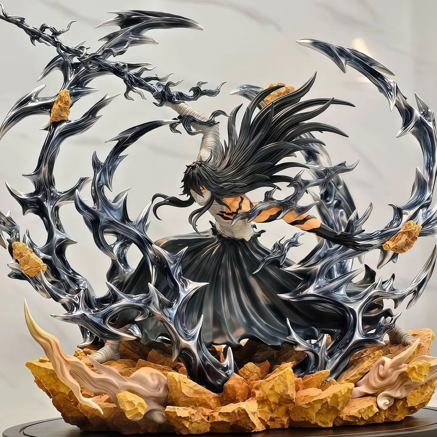 23cm-bleach-hollow-ichigo-action-figure-collectible-doll-saigo-no-getsuga-tenshou-hollowfied-kurosaki-ichigo-statue-model-toys