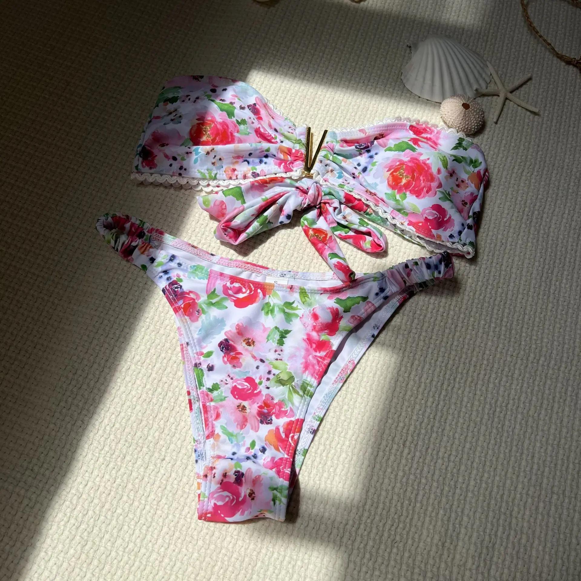 

sexy flower print bandeau bikinis sets two pieces white lace metal back tie swimsuits Swimwear Biquini conjunto de bikini