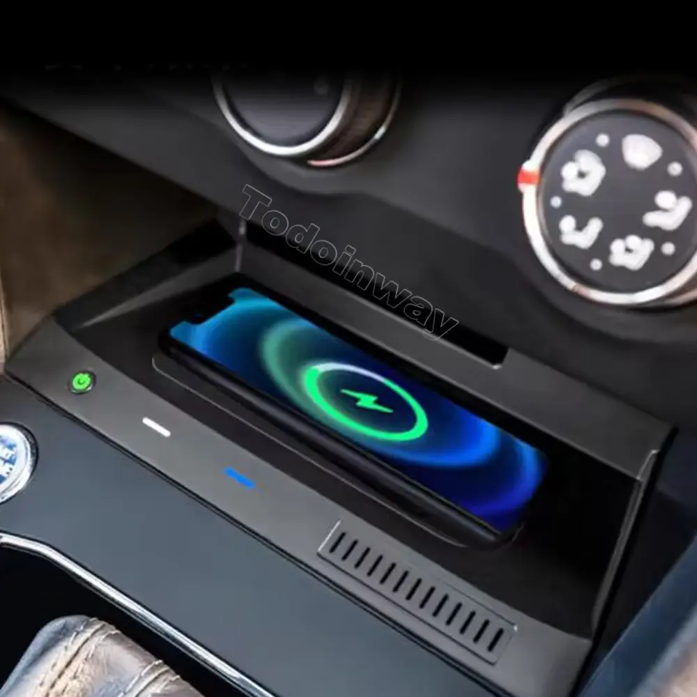 

15W Car wireless Charging Pad For VW Tiguan MK2 2019-2022 Phone Charger Holder Mobile mount Fast charge Plug and Play Interior