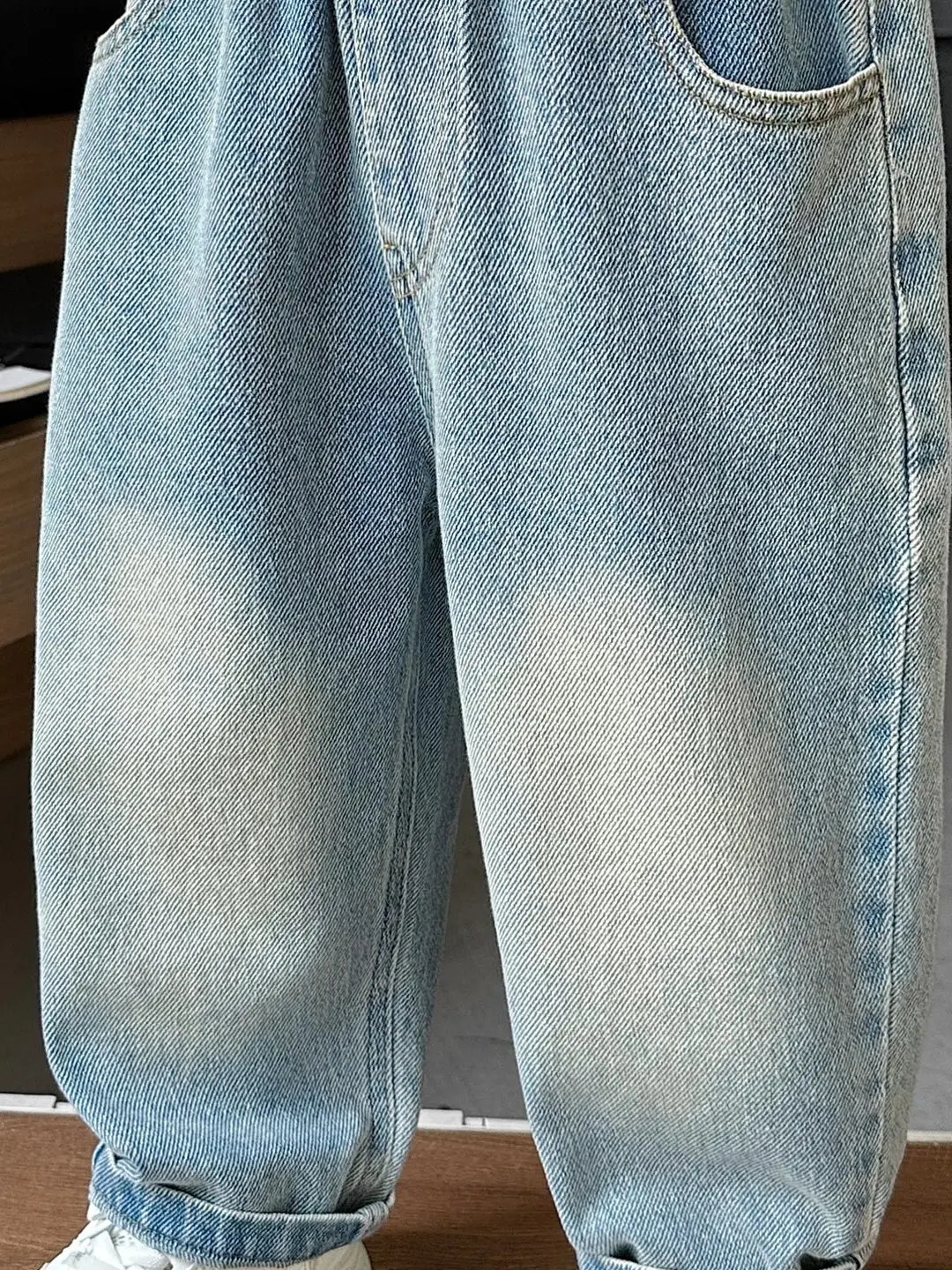 

Модные джинсы для девочек, повседневные свободные длинные брюки, весенне-осенние новые детские модные брюки для папы, прямые брюки из смеси хлопка