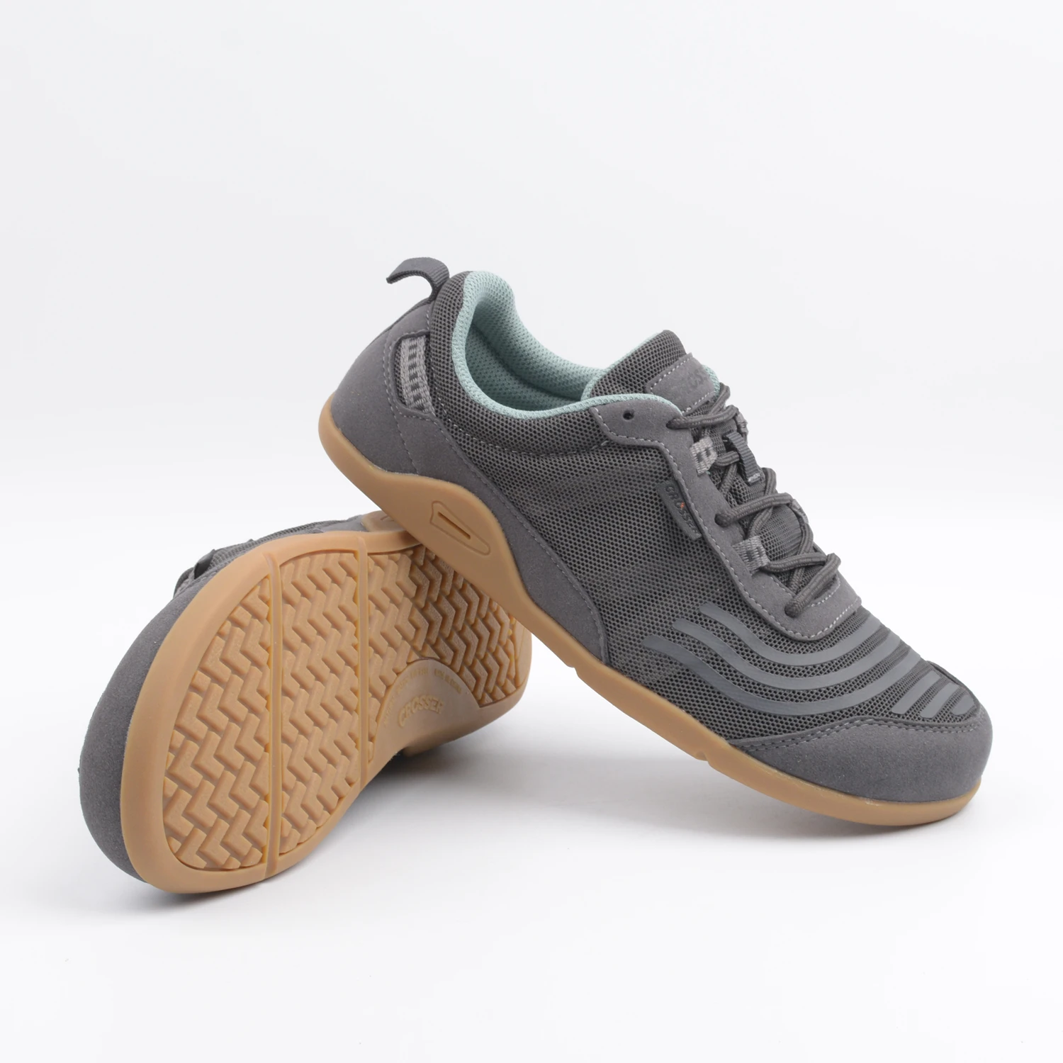 

New hot sale breathable wearable lightweight anti-friction walking shoes Walking shoes Outdoor shoes Sneakers Very good