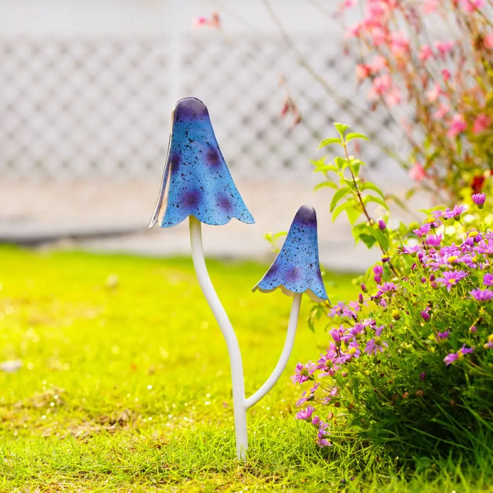 Geometric Metal Mushroom Yard Decoration Outdoor Iron Art Sculpture Vivid Painted Lawn Sign Farmhouse Garden Ornament