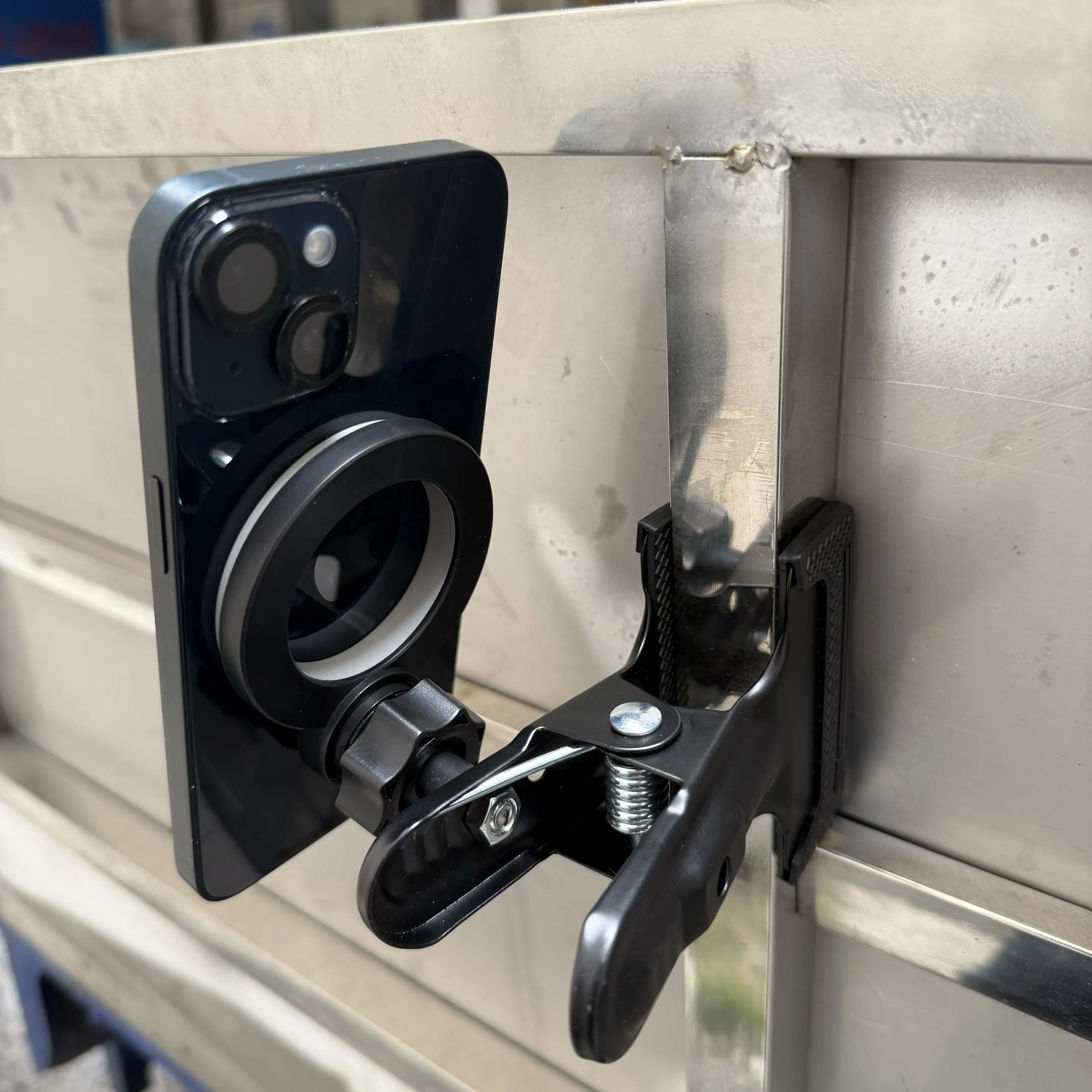Magnetische Auto-Handyhalterung Starker Metallclip Handyhalterung für MagSafe Geeignet für Autos