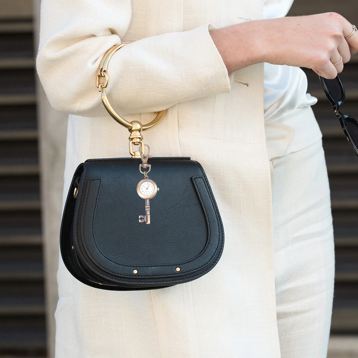 Jam Tangan Gantungan Kunci Retro Jam Saku Portabel Kreatif Detail Indah Mudah Dibaca Dekorasi Pakaian Hadiah untuk Wanita Pria