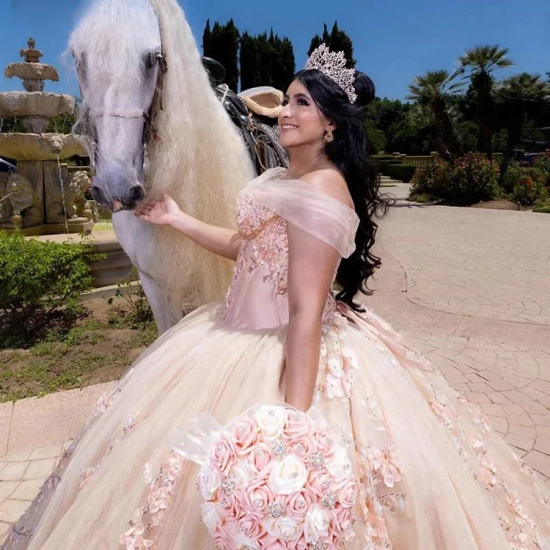 Vestido De baile De quinceañera sin hombros con cuentas De cristal, apliques De flores 3D, corsé De encaje, champán, 15 Años