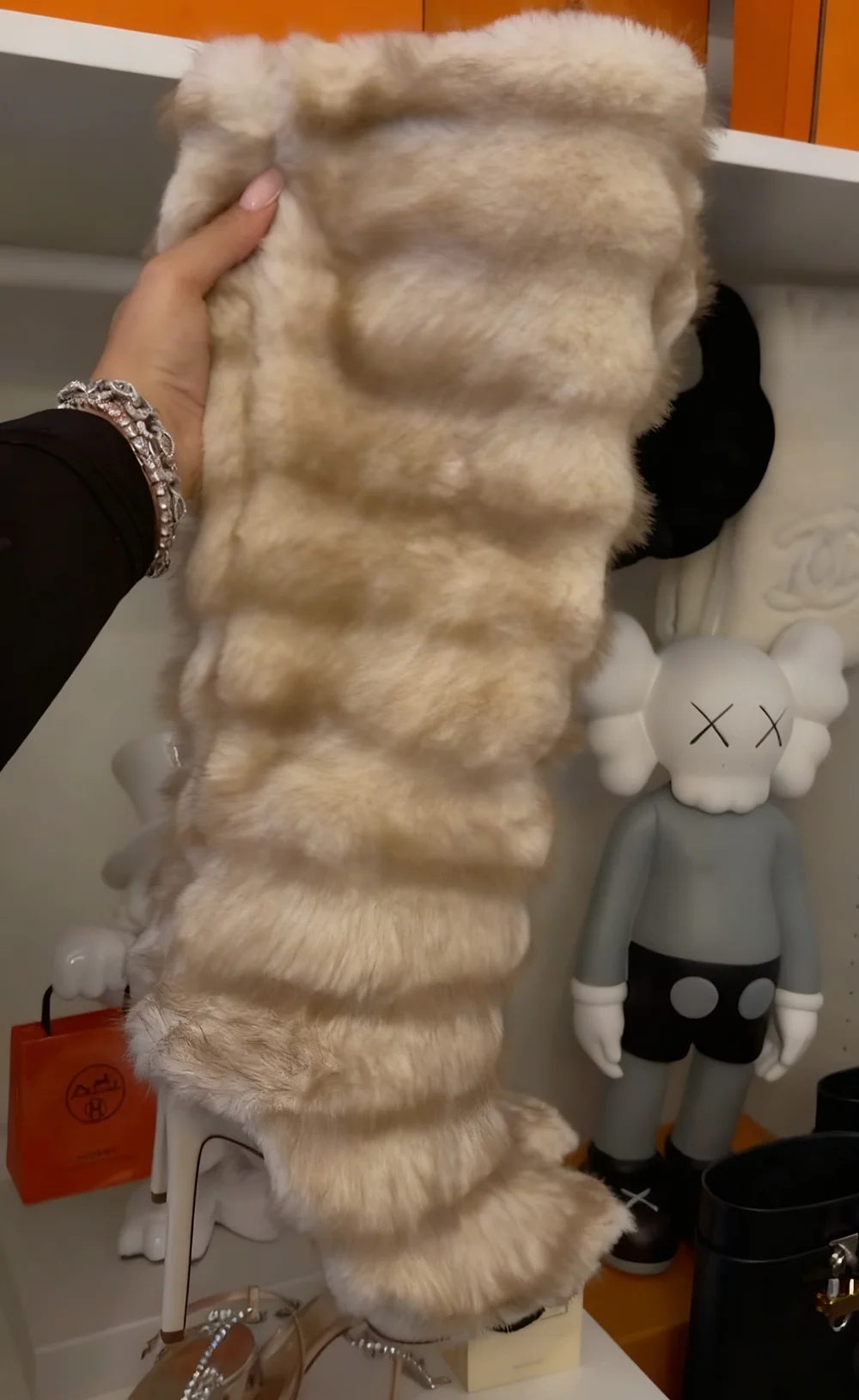 

Beige Faux Fur Stiletto Heel Over-the-Knee Boots Plush Ruffled Pointed-Toe Winter Warm Fashion Boots for Lady Looks