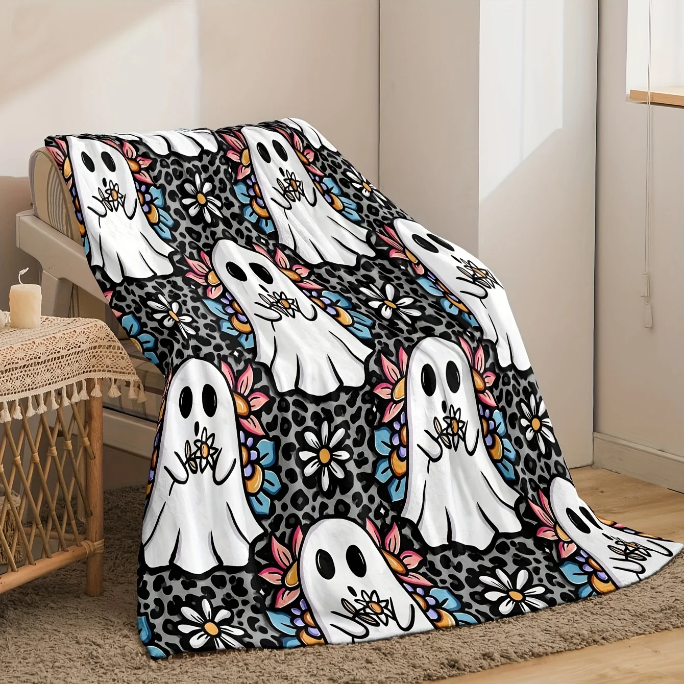 1pc Contemporary Halloween Ghost Digital Print Flannel Throw Blanket - Reversible, Lightweight, Comfortable, All Seasons, Machin