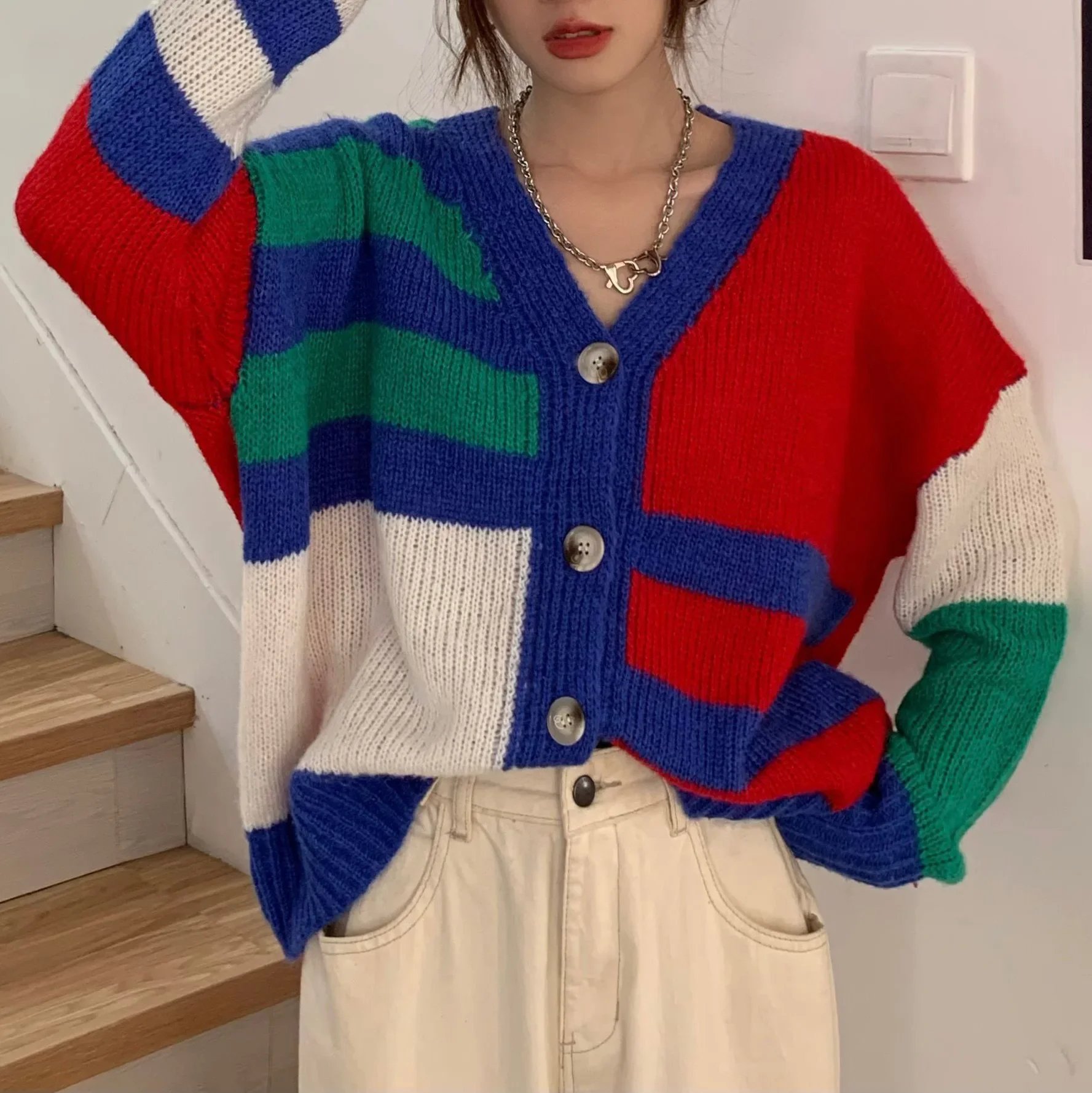 Autumn / Winter Sweater Women Retro Color Matching Striped Knitted Cardigan V-neck Lazy Style Loose Coat Thickening 2024 NEW