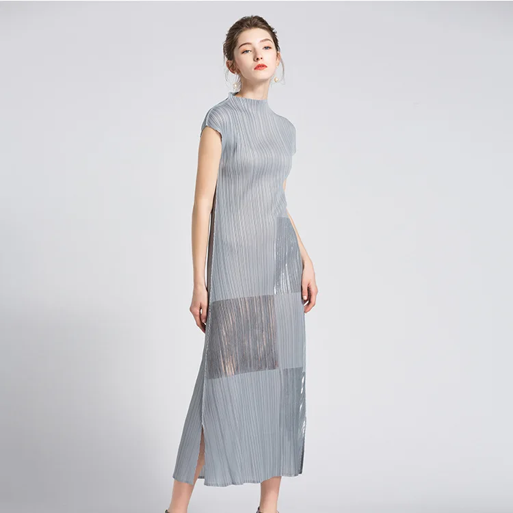 

2024 Women's Dress Summer New Fashion Popular Pleated Long Dress Small Fragrant Style Long Hand-painted Miyake Dress Women