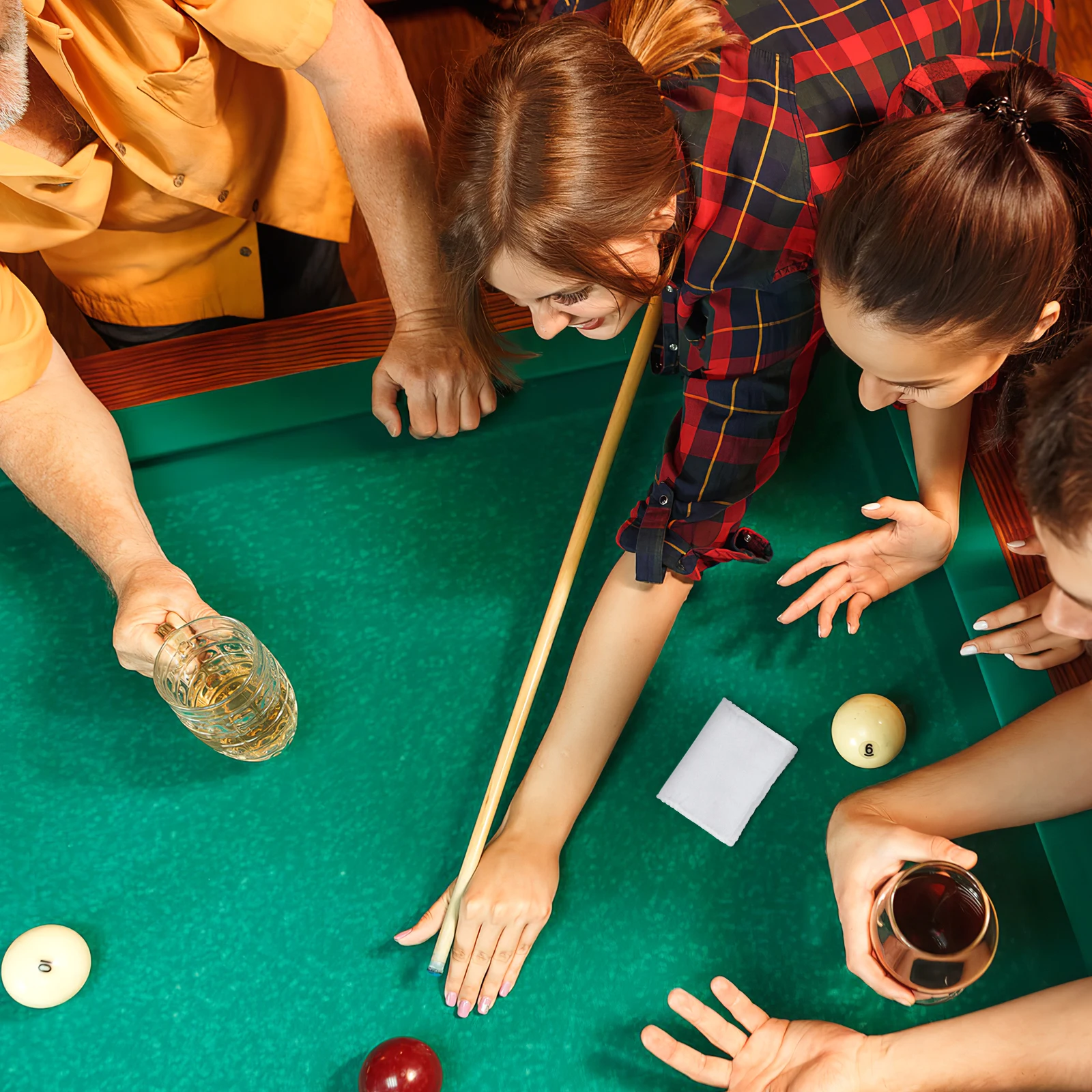 

1Pack Billiard Talcum Portable Talc Powder Bag for Better Grip and Accuracy Billiards Accessories