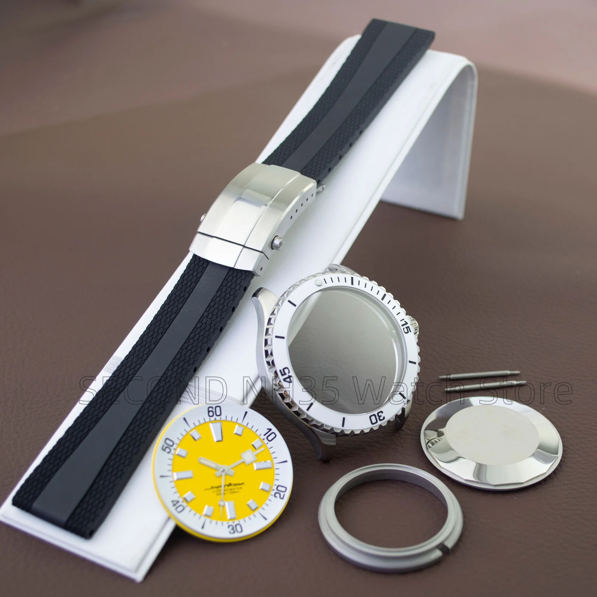 Stainless Steel NH35 Watch Case Rubber Strap 200m Waterproof Sapphire Crystal For Seiko NH35 NH36 Movement 33.5mm Dial Mod Parts
