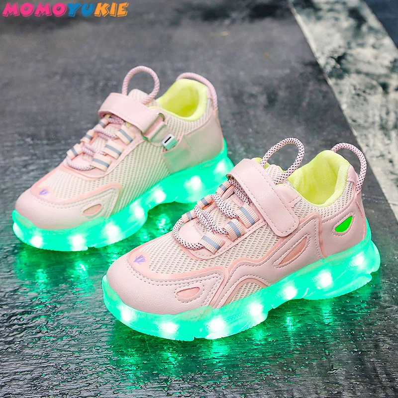 

New Fashion Breathable Kids Boys Net Shoes Girls LED Sneakers with Light Running Shoes Child Sport Shoes Spring Summer Luminous