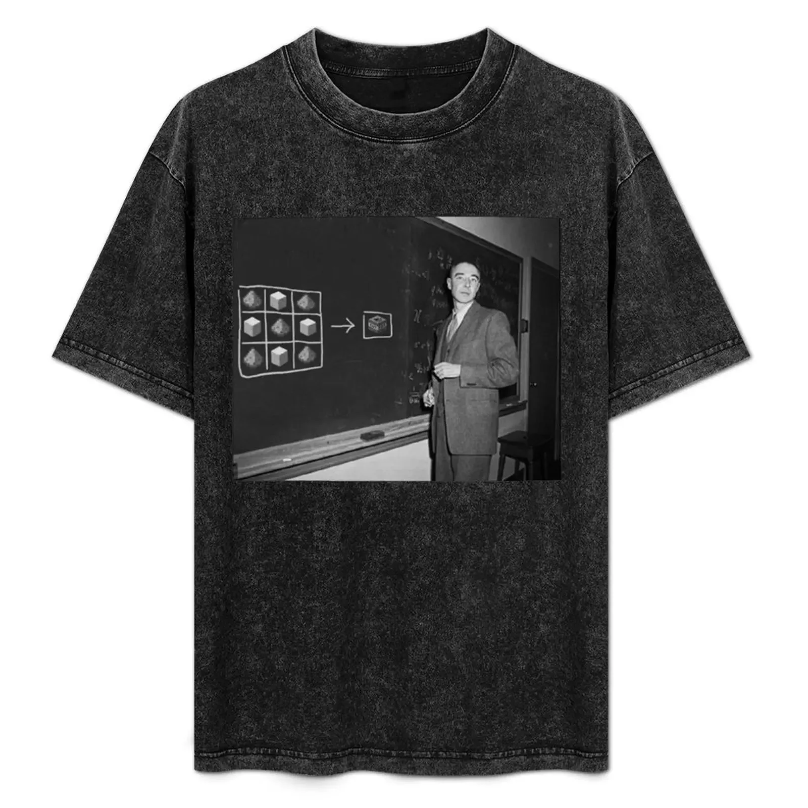 تي شيرت Blursed Oppenheimer، قمصان برسومات الملابس، تي شيرت رجالي #1