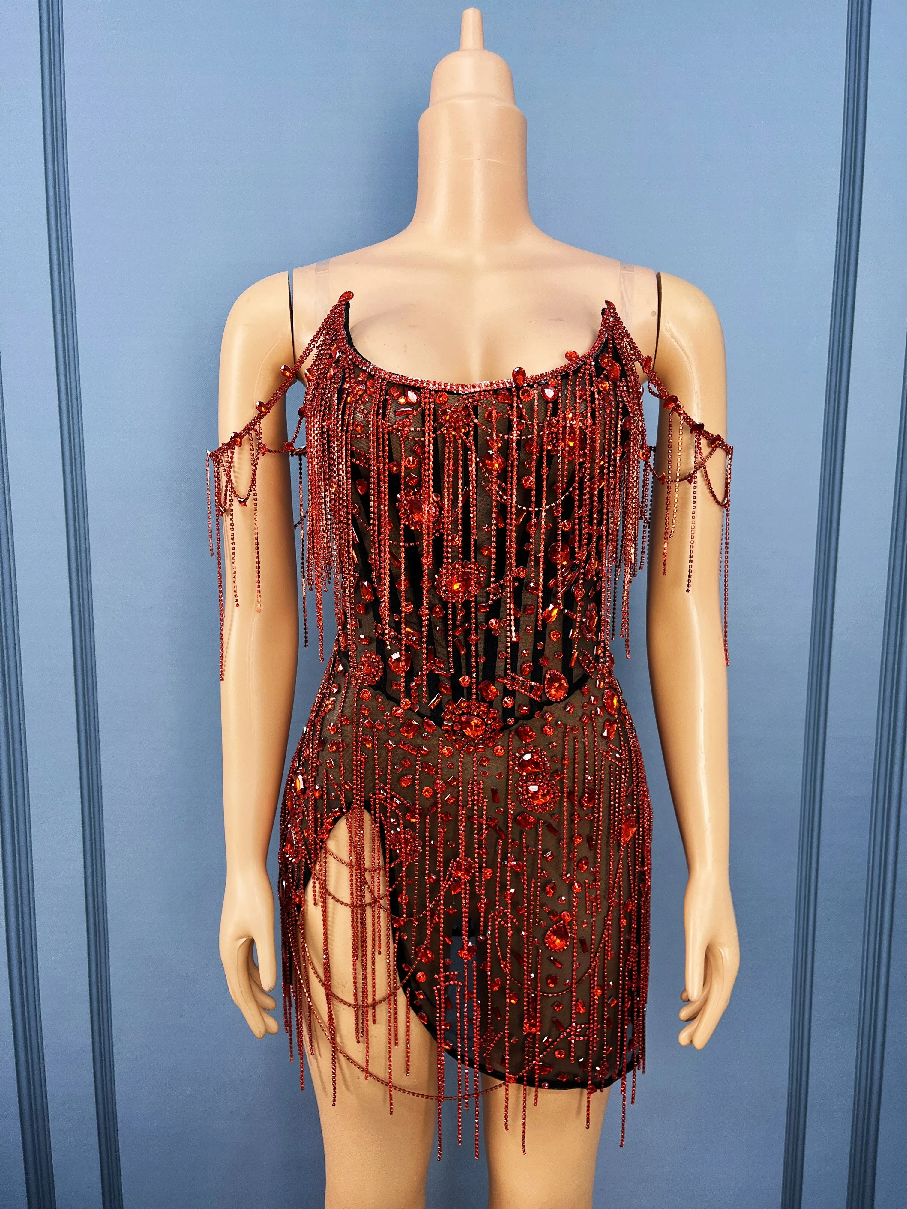 

Sexy Red Crystals Chains Fringes Tube Dress Handmade Evening Celebrate Black Transparent Dresses Fashion Show Outfit heihong