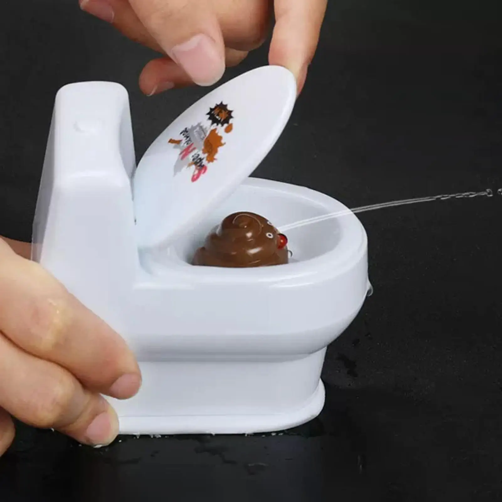 Prank Toilet Spray Holiday Trick Supplies Gag Toys for Kids Teens Adults Roommates Friends Birthday Party Family Gatherings