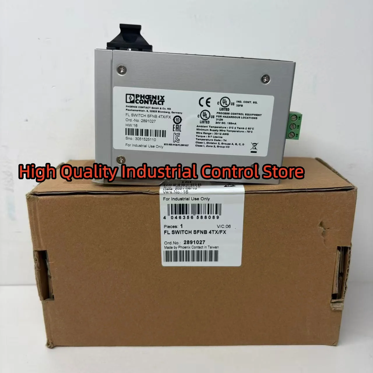 

New original FL SWITCH SFNB 4TX/FX 2891027 module