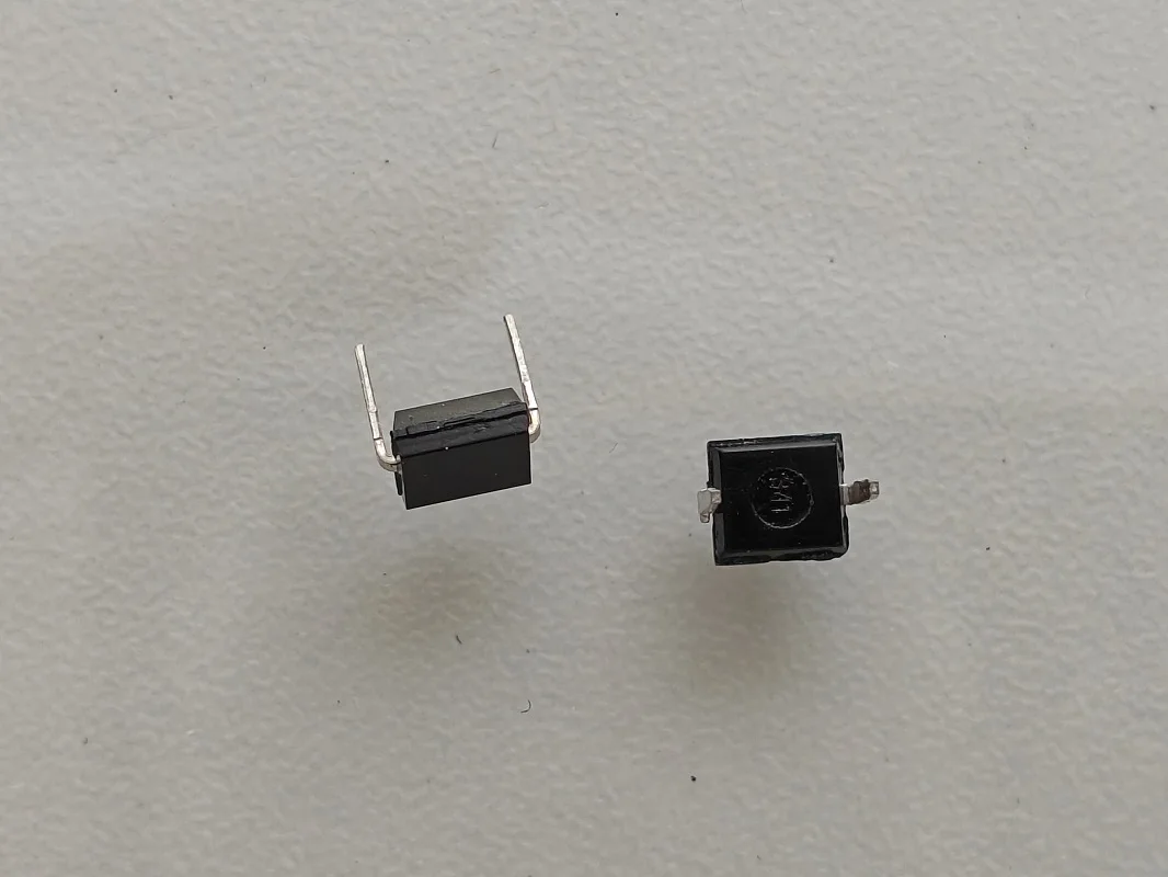 BP104,Electronic Devices Active Components Transistors,Photodiode 950nm 130° 2-DIP (0.200