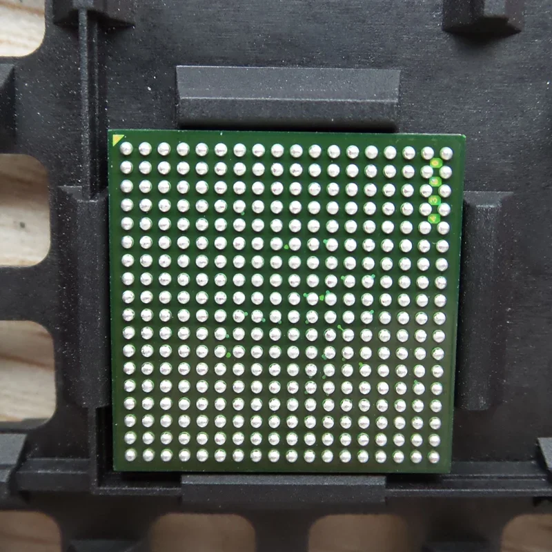 XC5VLX30-1FF676C XC5VLX30-1FFG324C XC5VLX30-1FFG676C fpga