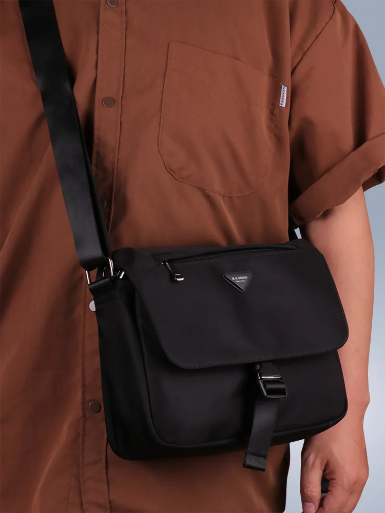 

Men's Ox Cloth oulder Bag Large Capaci Commuter Crossbody Bag Waterproof Busin Flip Cover Mailman Bag