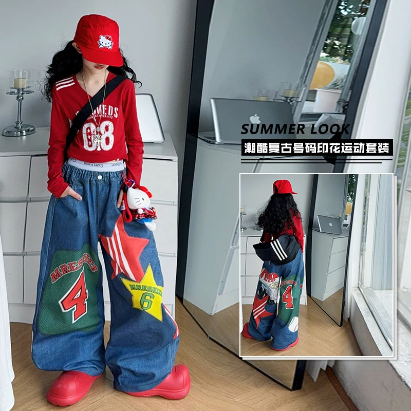 

Осень 2024, новые супер крутые джинсы в стиле ретро с принтом цифр, уличный танцевальный стиль, нишевый дизайн, уличные широкие брюки