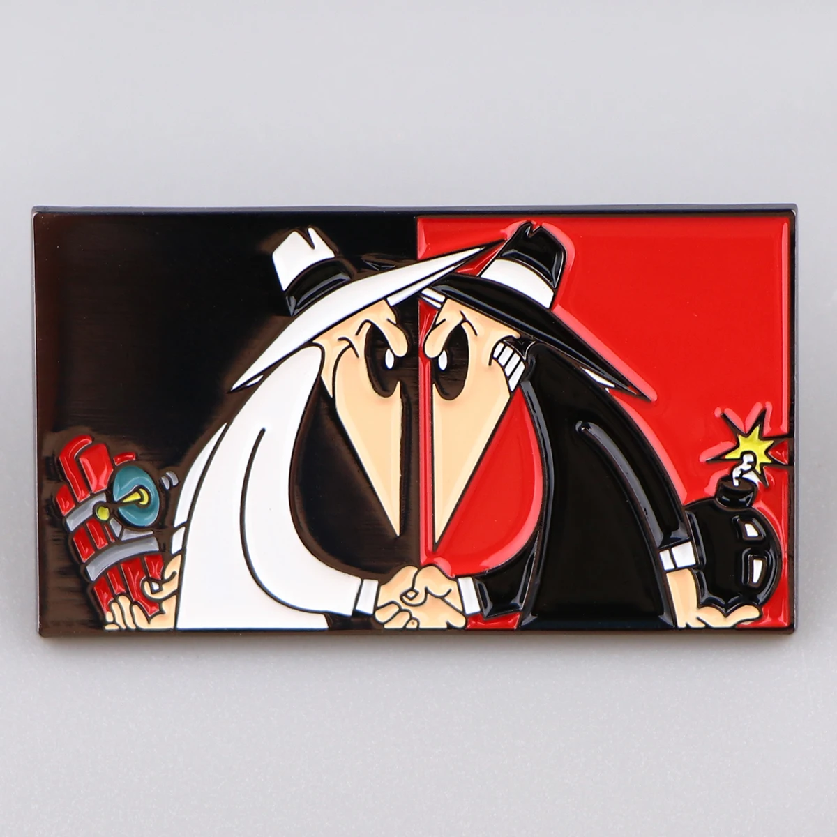 Comic Spy vs Spy Badge on Backpack Black and White Spy Enamel Pin Brooch Lapel Pin Clothing Cartoon Jewelry Kids Fans Badge Gift