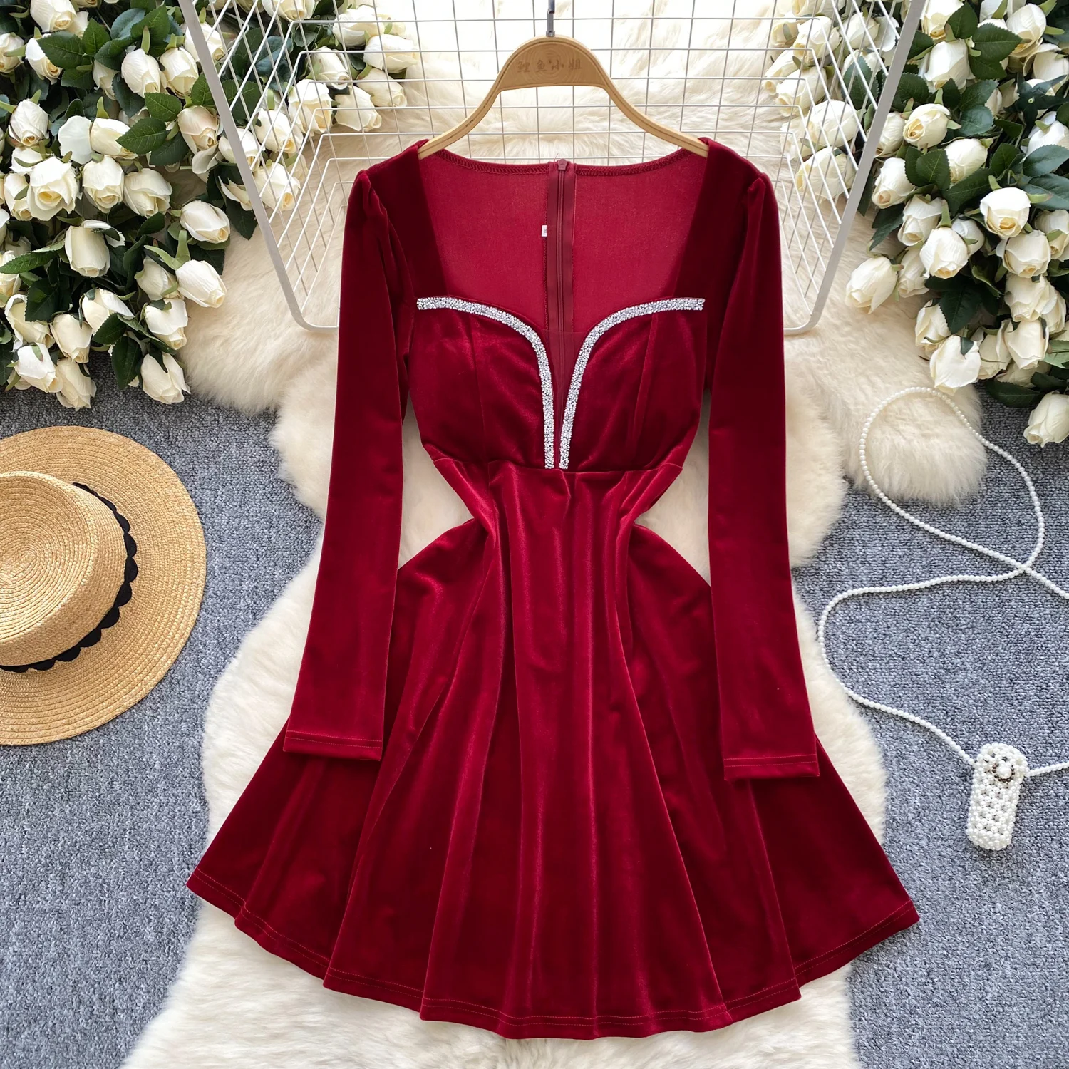 Elegant Long Sleeves Vintage Square Collar Chic Sequins Slim A-line Velvet Dresses French Streetwear High Street Autumn Clothing