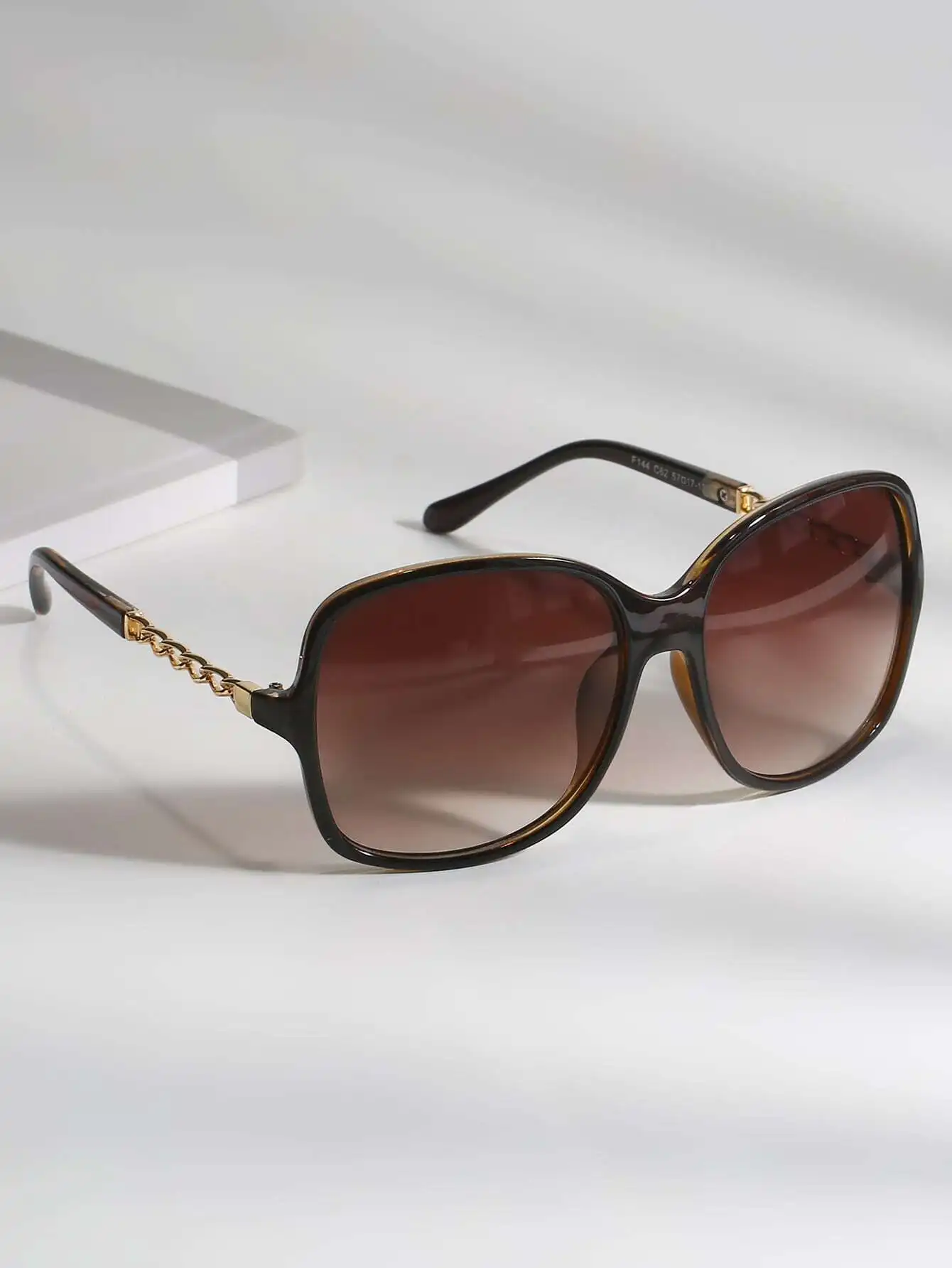 

Oversized Square Frame Sunglasses with Chain Detail and Gradient Brown Lenses