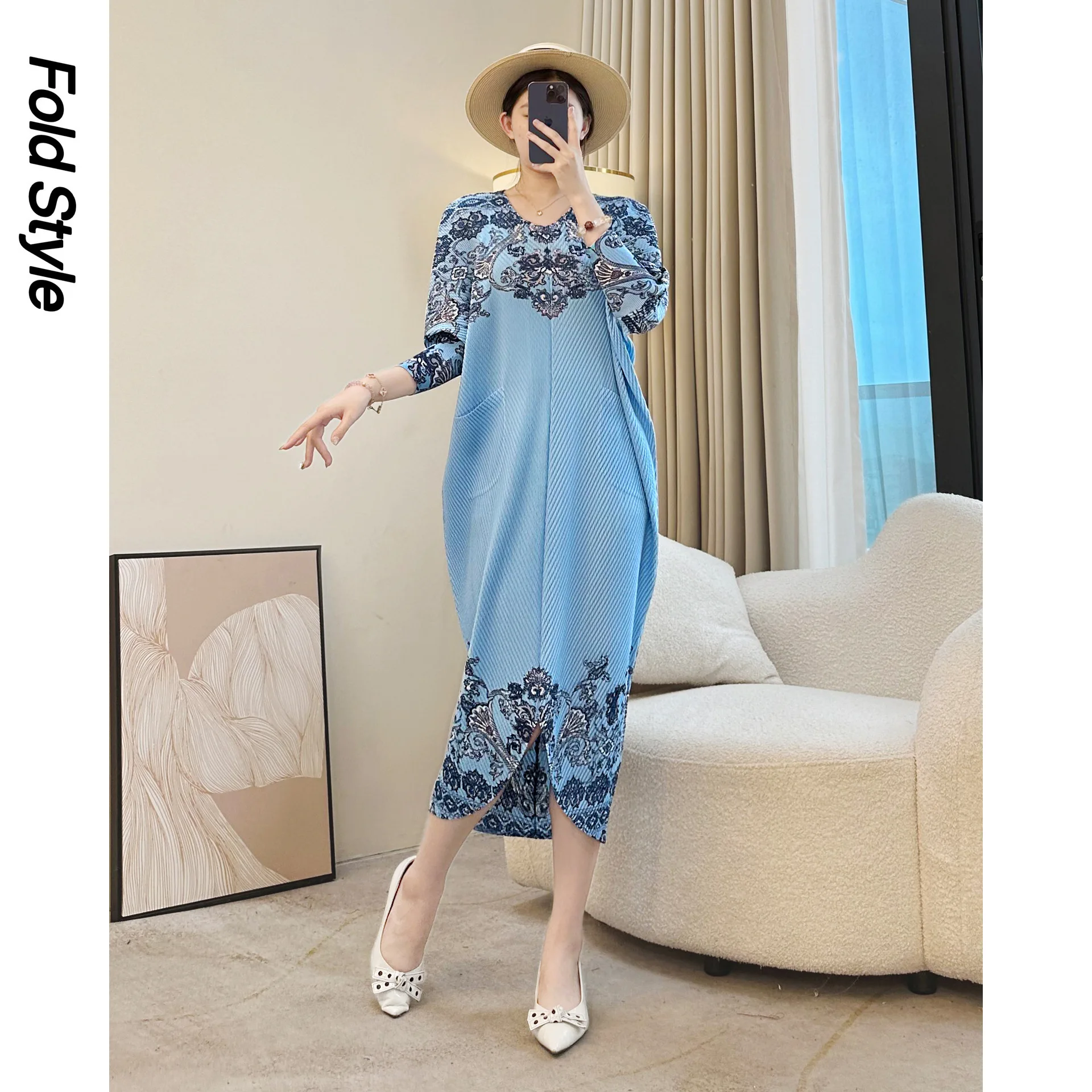 

2025 Autumn New Loose Fashion Dress Miyake Pleated Print Irregular Women's Elegant Medium and Long Dress
