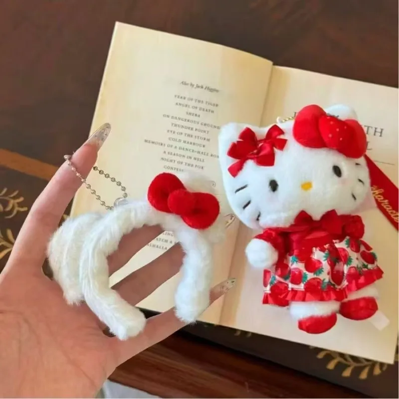 

Милый плюшевый Hello Kitty, мини-повязка на голову, цепочка из бисера, брелок для ключей, клубника, новинка, котенок, плюшевая кукла, сумка для девочек, кулон, игрушка, украшение, подарок