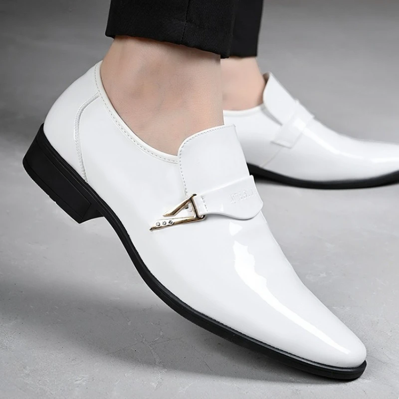 Black White Pointed Toe Formal Loafers Men Dress Shoes Oxfords Man Drivers Loafers Wedding Business Office Shoes for Man Luxury