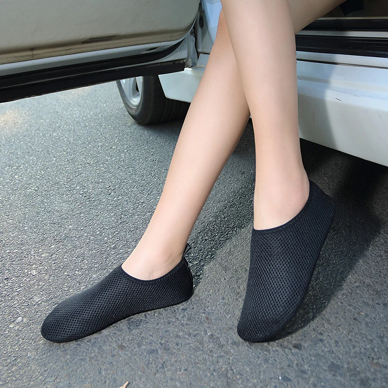 

Soft Women's Aqua Shoes Lightweight Couple Water Shoes Quick-drying Male Beach Shoes Flexible Casual Sneakers Anti-slip