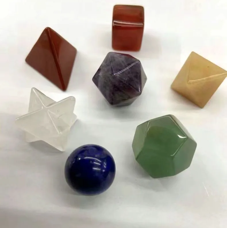 

7 Chakra Healing Crystal Platonic Solids Sacred Geometry Set with Merkaba Star Carved Chakra Stone Set for Crystal Healing Medit