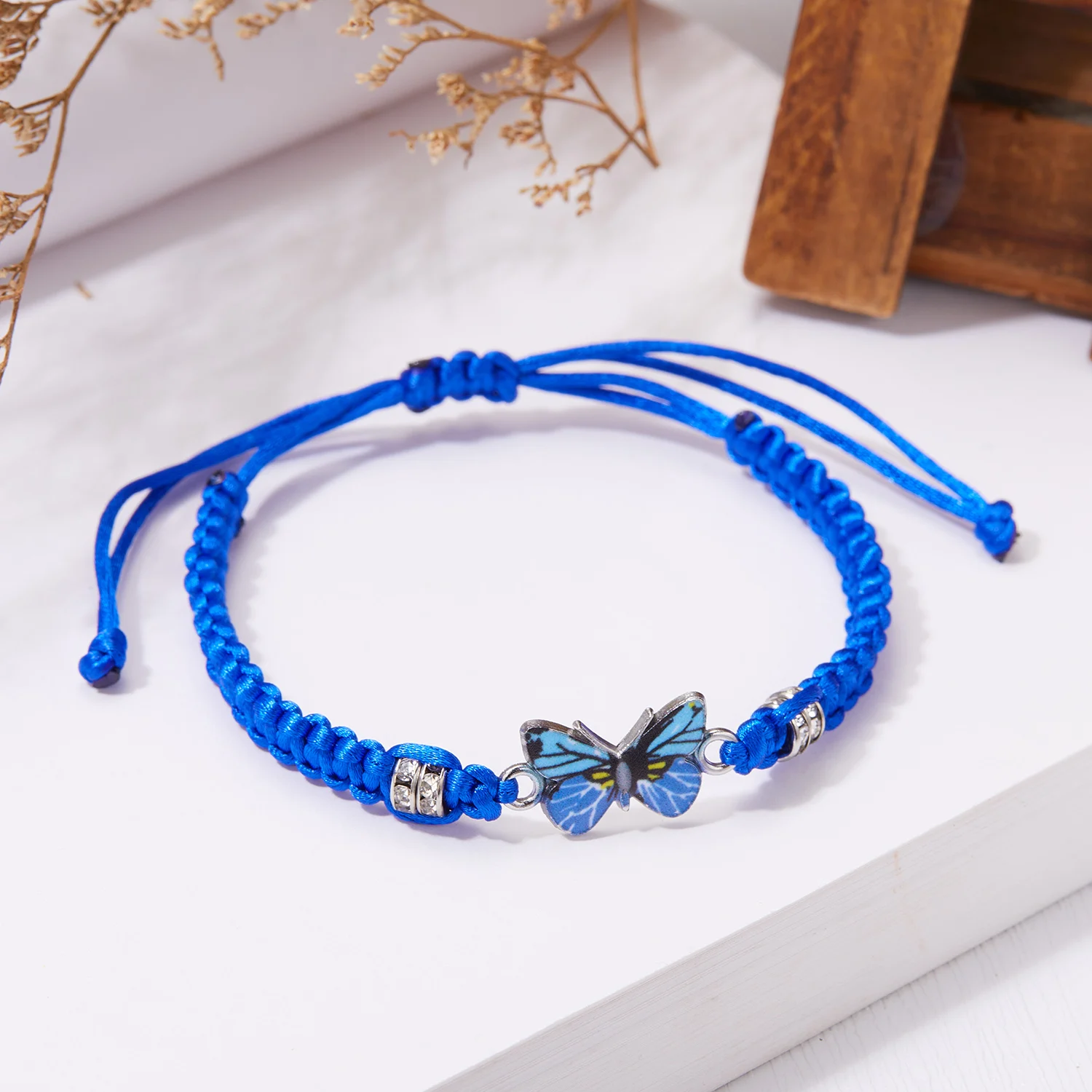 New Simple Handmade Braided String Bracelet For Women Blue Butterfly Adjustable Charm Bracelet Girls Fashion Jewelry Party Gift