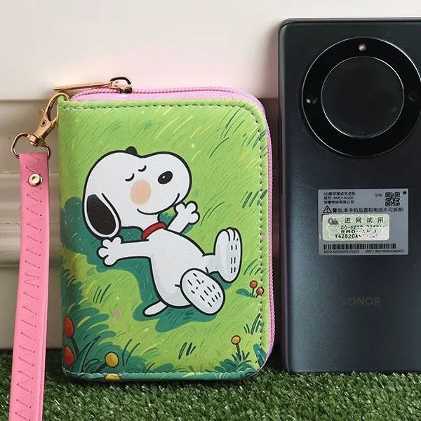 Cute Snoopy Zip Around Wallet,Cartoon PU Leather Card Holder with Wrist Strap,Kawaii Green Grass Print Coin Purse forWomen Girls