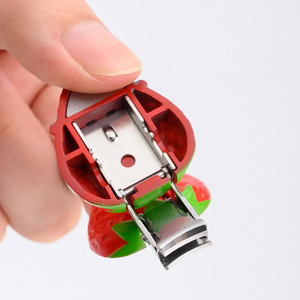 

Strawberry Shaped Stainless Steel Nail Clipper for Women Professional Manicure Fingernail Toenail Trimming Tool