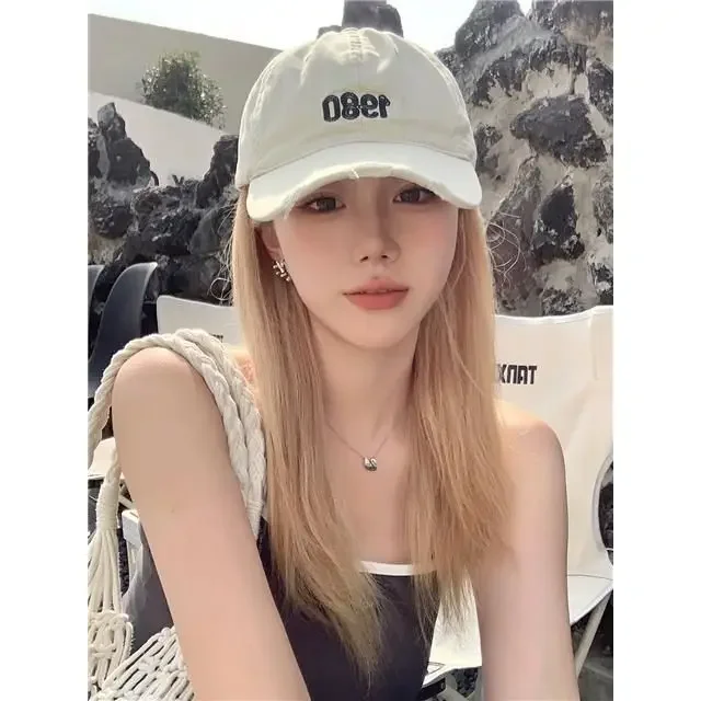 Wig and hat one-piece women's white gold straight baseball cap duckbill cap full head cover wig Make your face look small