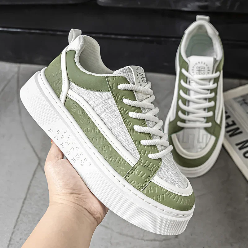 Mens Skateboarding Shoes Breathable Snug Fashion Outdoor Casual Thick Soled Flat Sneakers Street Comfortable Male Casual Shoes