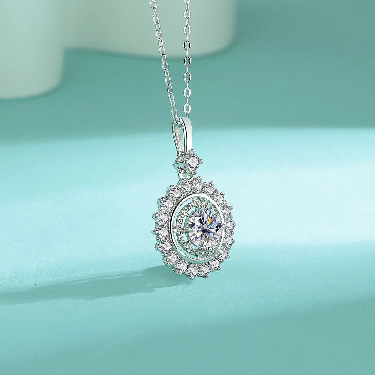 18K White Gold 1ct Moissanite Round Micro-paved Necklace for Women Niche Fine Jewelry Platinum Pt950 Pendant Wedding Band