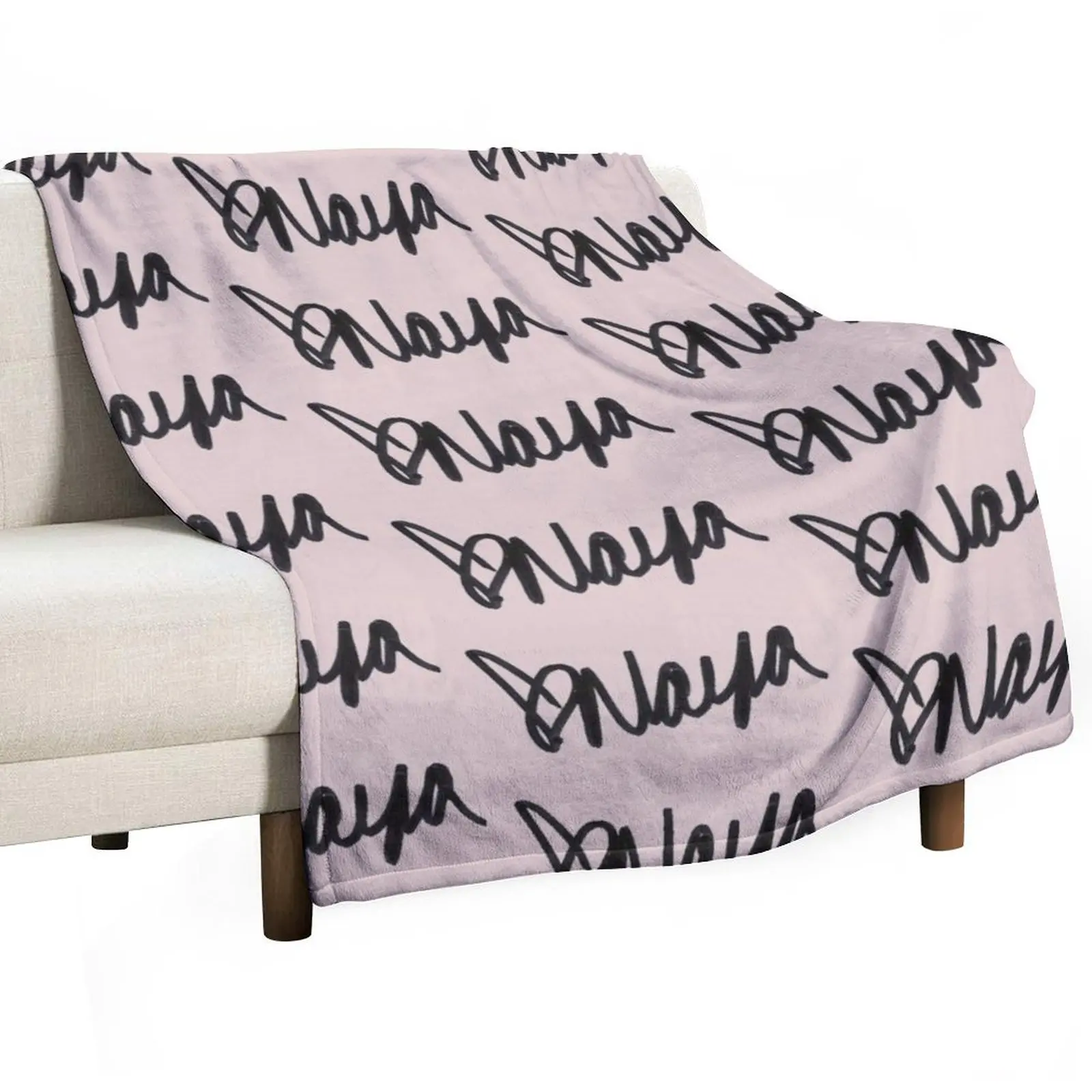 

naya rivera autograph Throw Blanket Luxury St Bed Fashionable Blankets