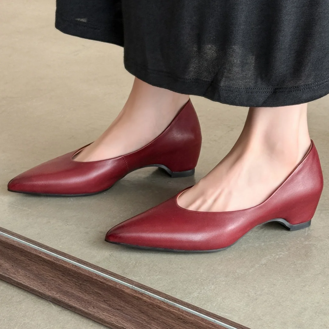 

Women's cow leather pointed toe slip-on pumps 5cm wedge med heel casual female high quality soft comfortable heels shoes woman