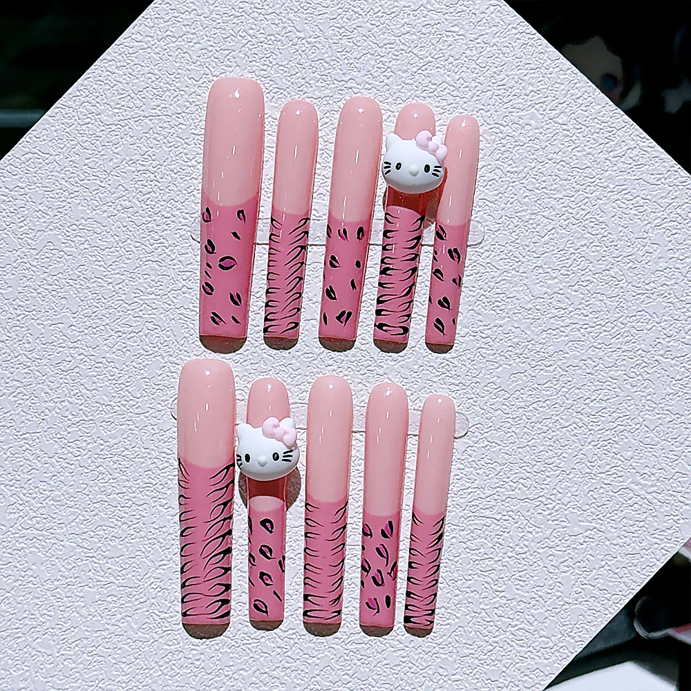 Sanrio Euro-Americaen Long Square Cartoon Fake Nails Hello Kitty Melody Kuromi Luxury Diamond Handmade Goth Punk Nail Tips Party