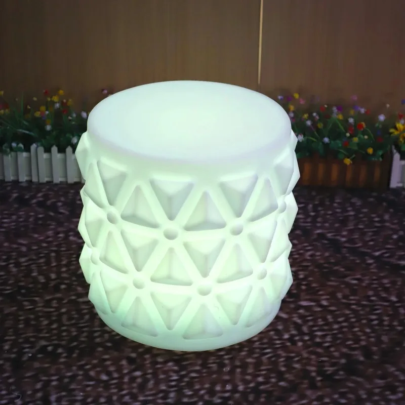 

【Best-selling】Light Emitting Diode Multicolor Luminous Pineapple Stool Creative Outdoor Furniture Irregular Art Home Bar with Li