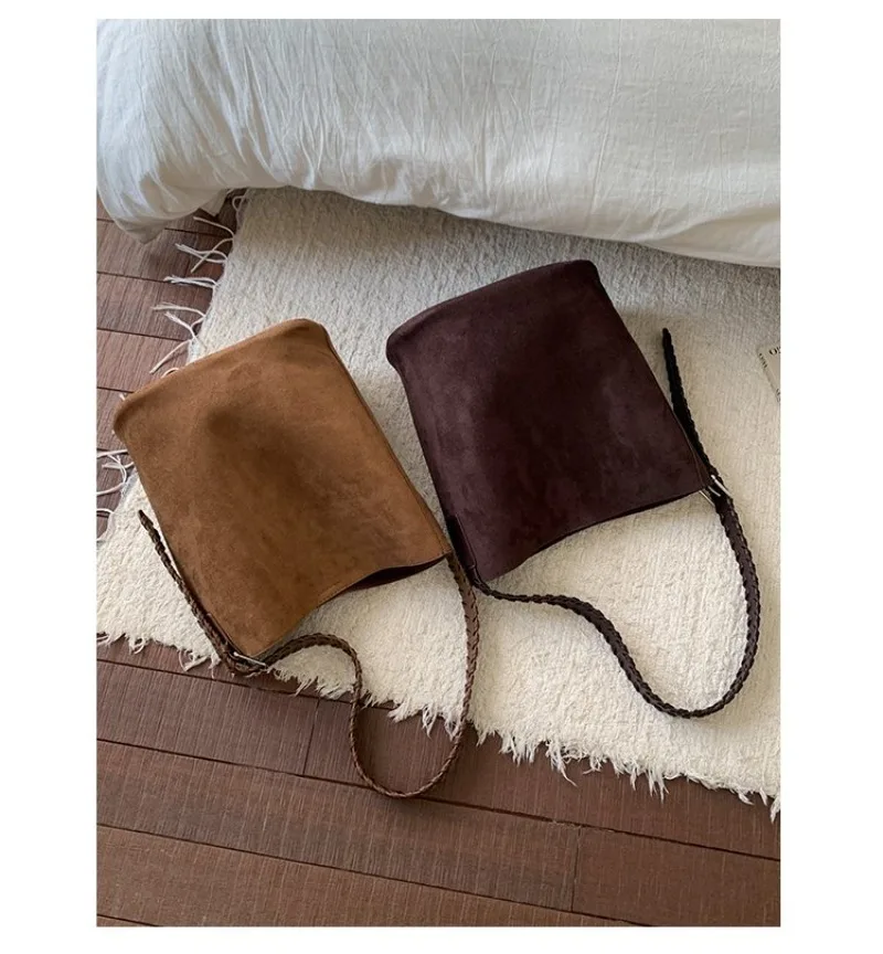 Mehrfarbige Wildleder-Schultertasche mit Verstellbarem Riemen, Lässiger Stil für Tägliches Einkaufen, Verabredungen, Pendeln und Kurzreisen – Detail 26