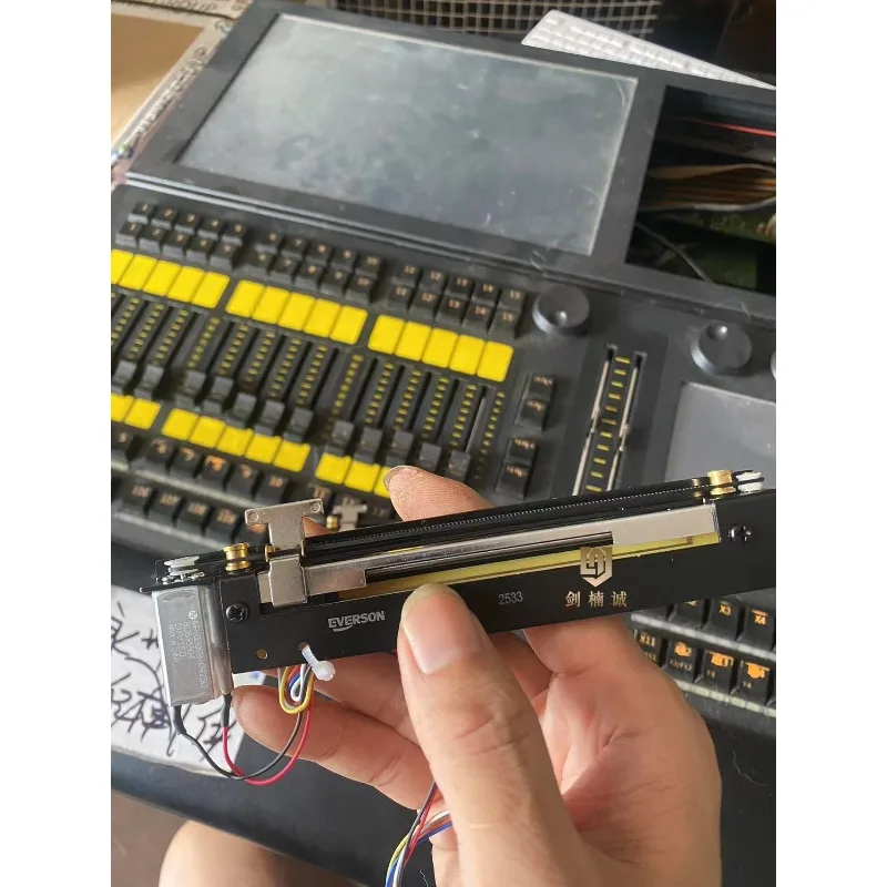 Suitable for ma MA2 dark horse tiger light console program electric push rod, electric induction fader Q3 light console push rod