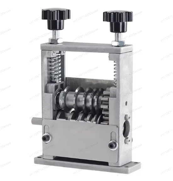 

5 knives and six holes of waste wire and cable peeling with hand crank