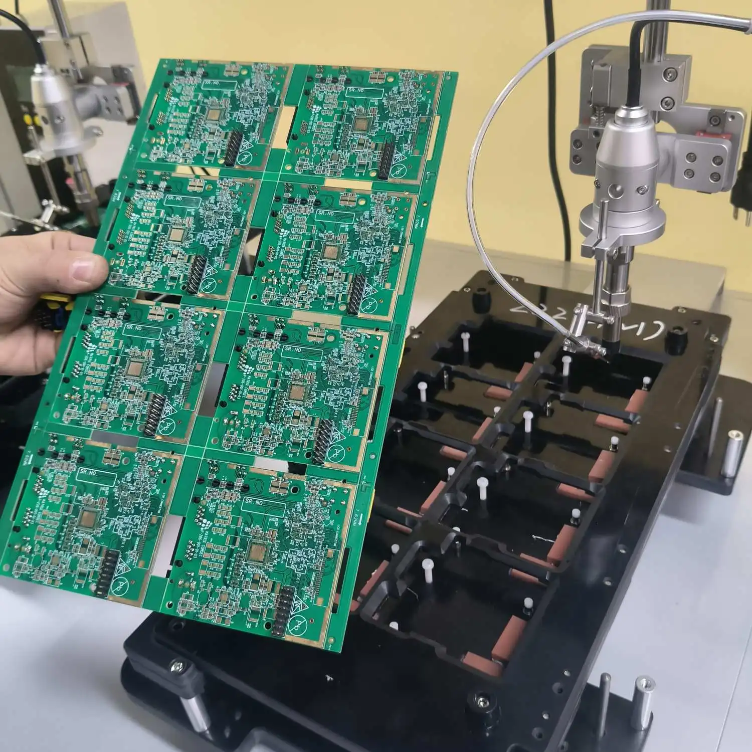 BBA Desktop Dual-head Soldering Machine Quick Heating Soldering Robot Automatic Soldering Tool For Electronics Manufacturing - view 4