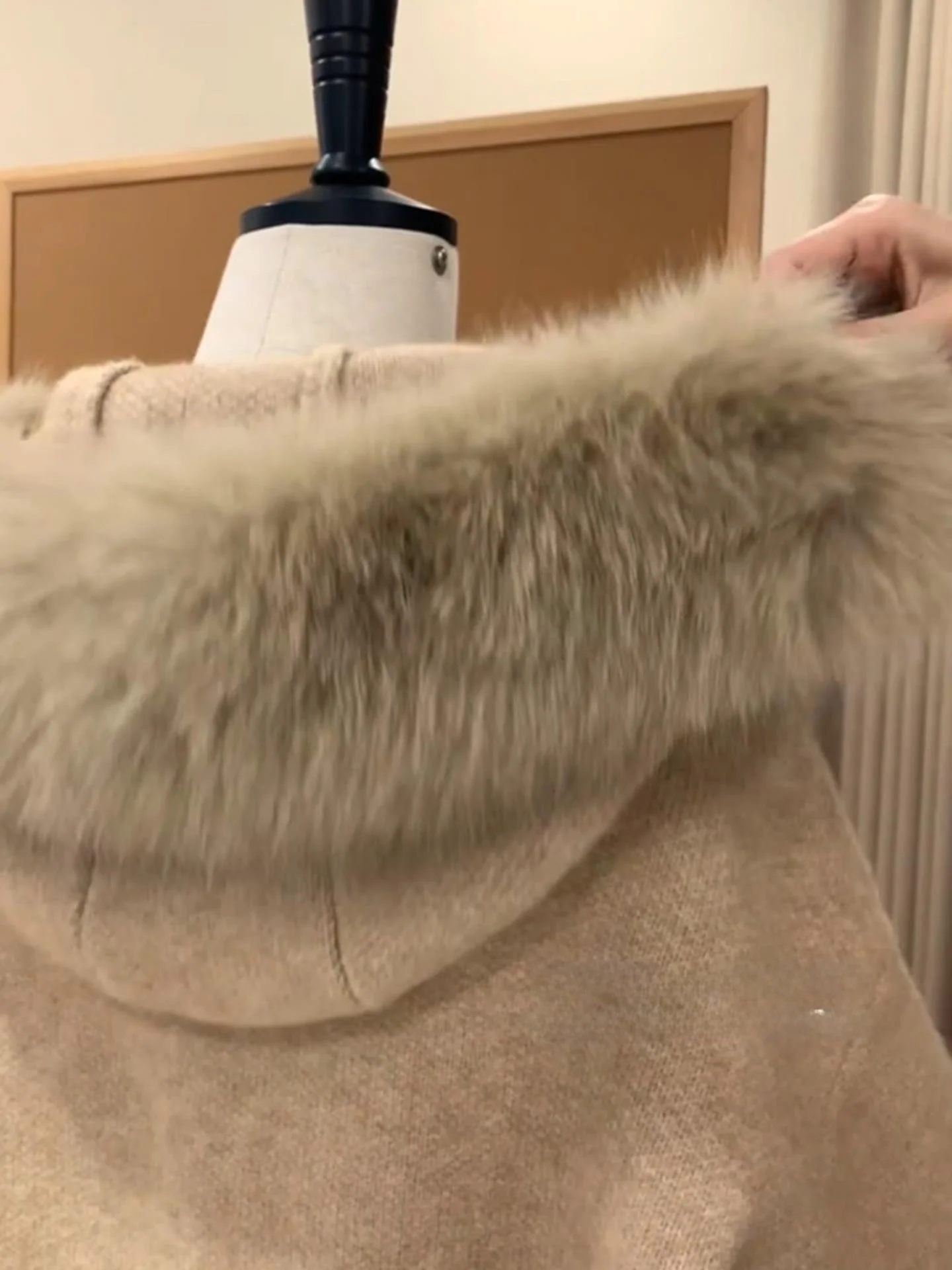 

American Sle Wealthy Girl Large Fur Collar Hooded Open Cardigan Sweater Women Spring Autumn High Sensation Soft Loose Knitt...